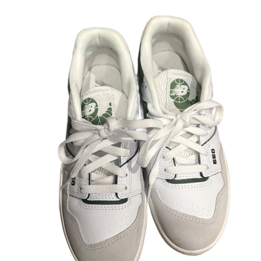 New Balance Women's White and Green 550 Sneakers